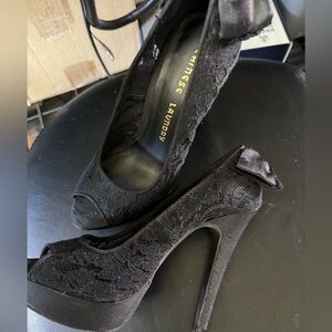 Chinese Laundry Black Lace Heels